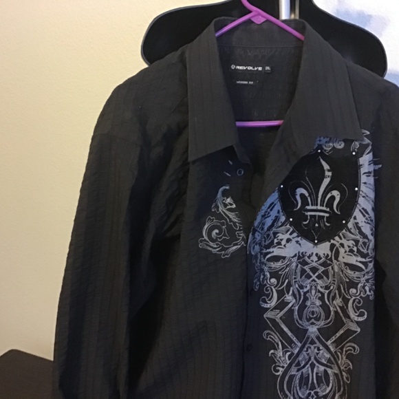 Shirt - Picture 2 of 5